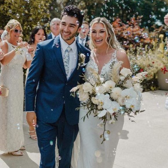 Meet your Posher, Alexis - Picture 1 of 1